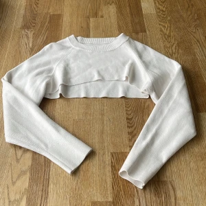 Kofta - Att ha över annan tröja/linne 