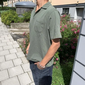 Paul & Friends T shirt - Paul & Friends, tshirt, piké, skick 9/10, storlek S, för liten för det är därför jag säljer