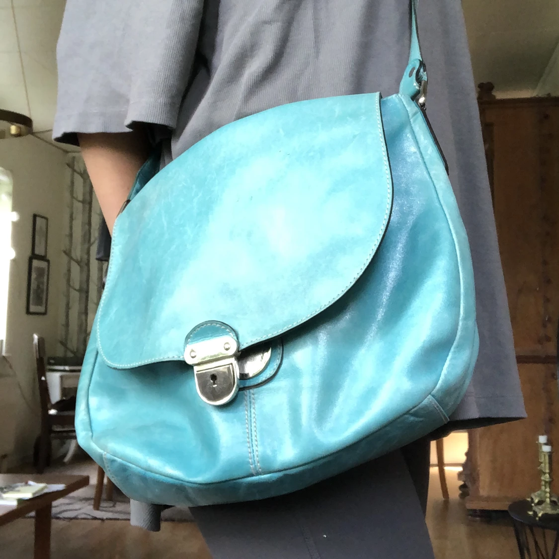 Turkos axelremsväska - 91