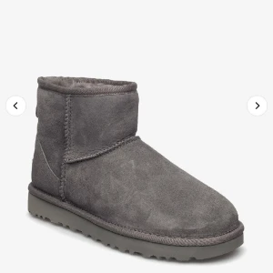 grå uggs  - uggs som jag haft 1-2 år men inte har användning av längre. 