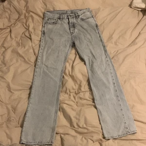Hope rush jeans - Säljer för att dem jag blivit för små. Bra skick. Strlk 30 nypris 1800