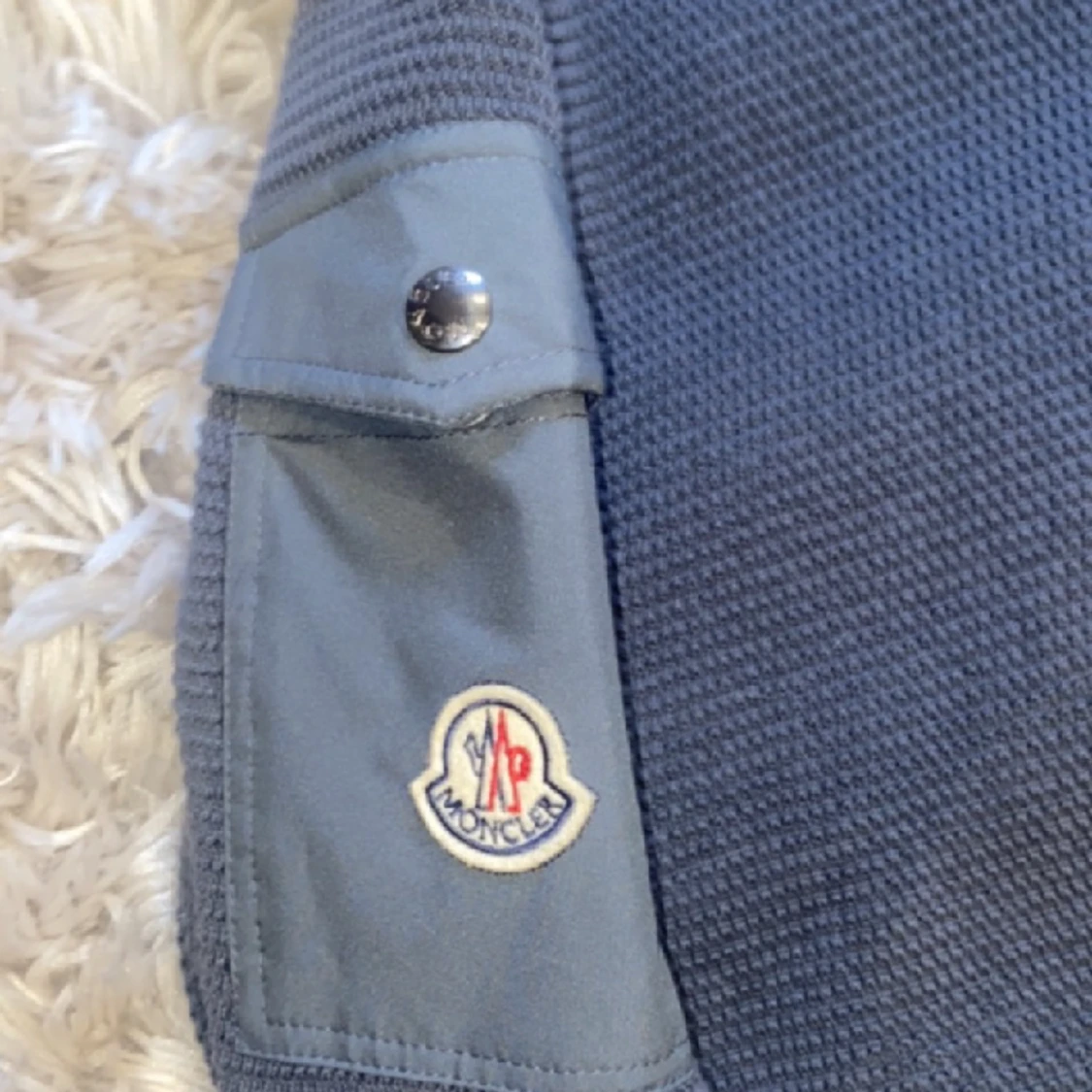Moncler Cardigan Size M (Nyskick!) - 90