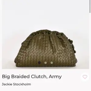 Söker denna Jackie väska i svart eller grön!❤️