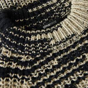 Jätte fin stickad sweater från Ginatricot som är slutsåld❣️Nypris 499 och helt oanvänd, pris kan diskuteras!