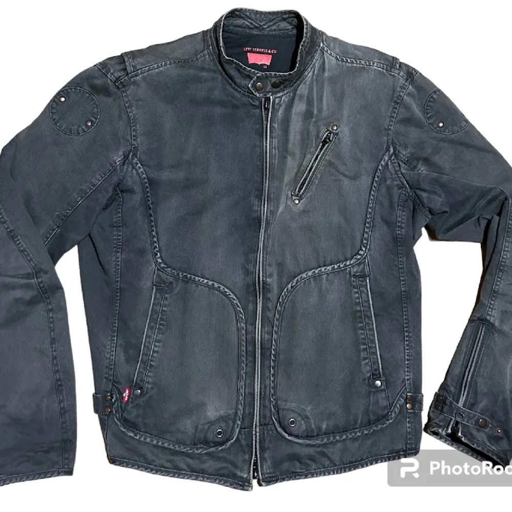Vintage levi's strauss jeans jacket size M-L. Jackor.
