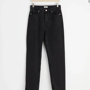 Jeans srl 34 lindex - Modell: Lindex Betty Storlek: 34 Nypris 499kr Mitt pris 250kr