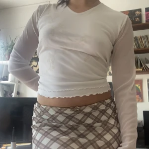 meshtopp retro y2k  - super fin mesh tröja i toppen skick. strl m