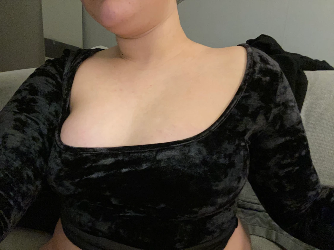 Urringad sammettröja