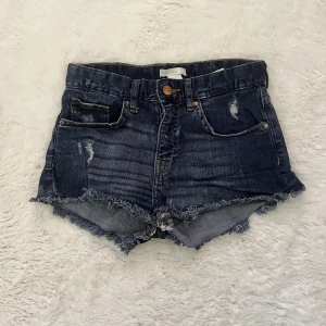 Shorts - Perfekta jeans shorts till sommaren