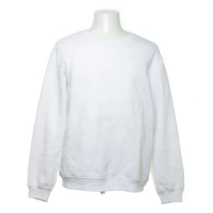 Vit sweatshirt  - Basic vit sweatshirt från H&M i storlek L, super mjuk och skön. 