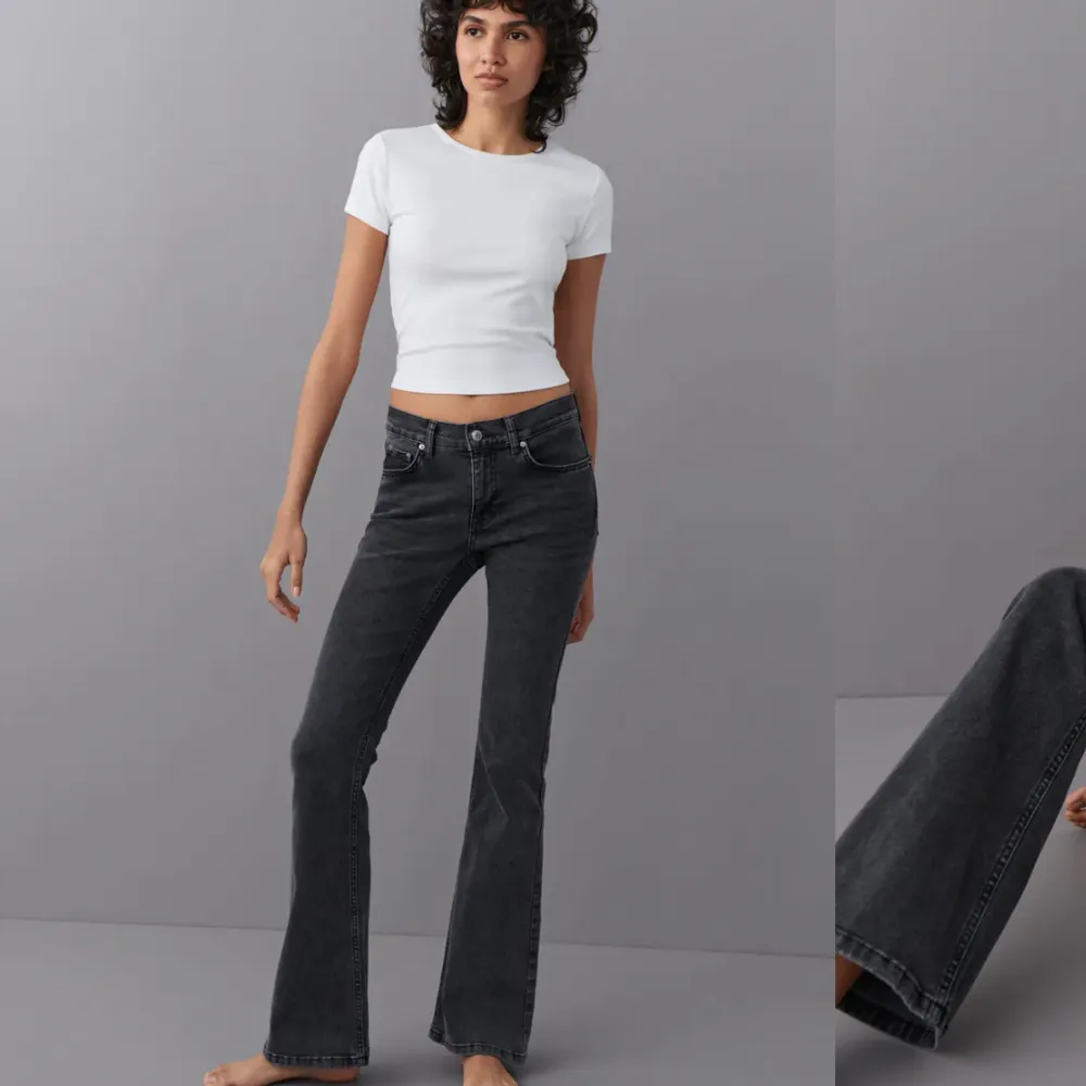 Gina tricot Low waisted bootcut jeans grå i storlek 32. Dom är slitna längst ned vilket man ser på bilden. Säljer då dom är LITE för långa för mig ❤️. Jeans & Byxor.