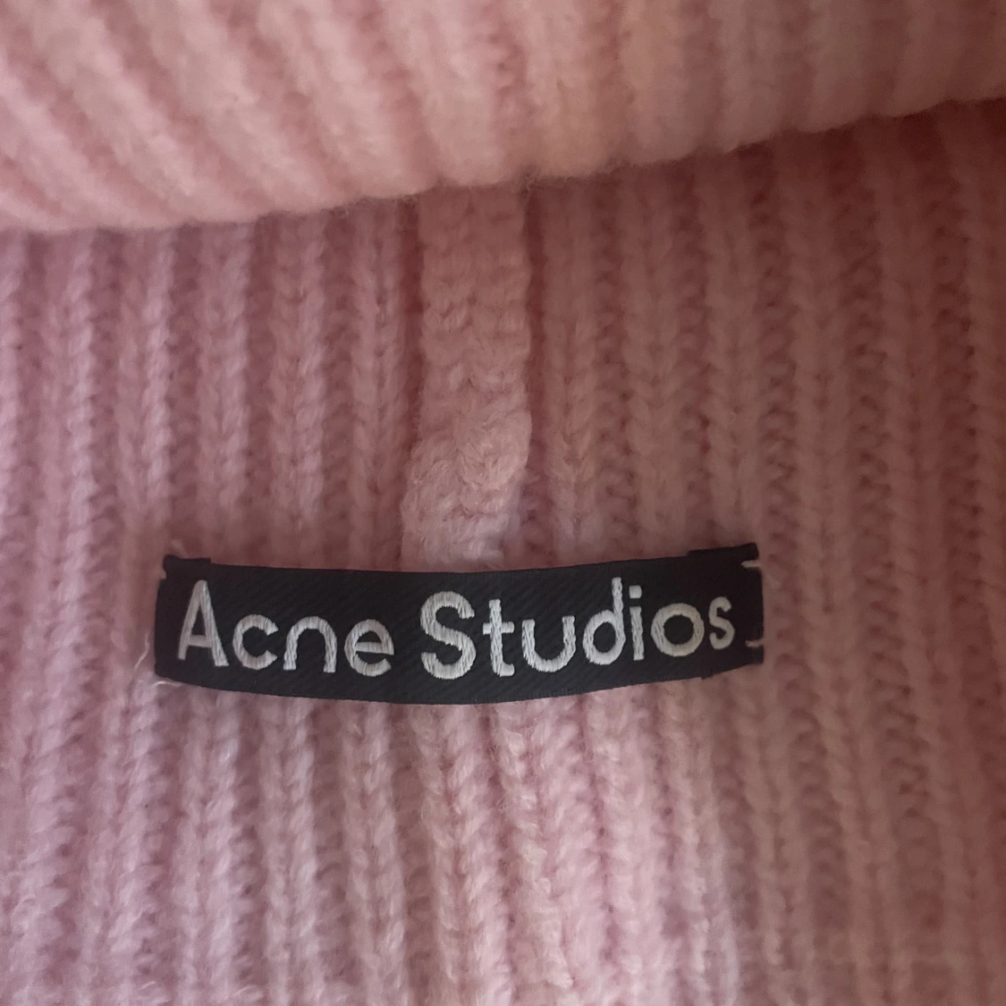 Acne Mössa - 91