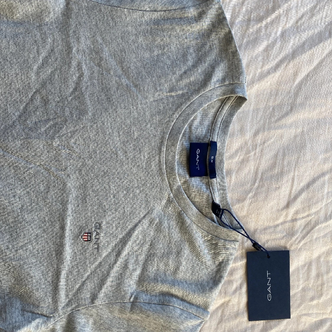 Grå Gant T-shirt  - 91