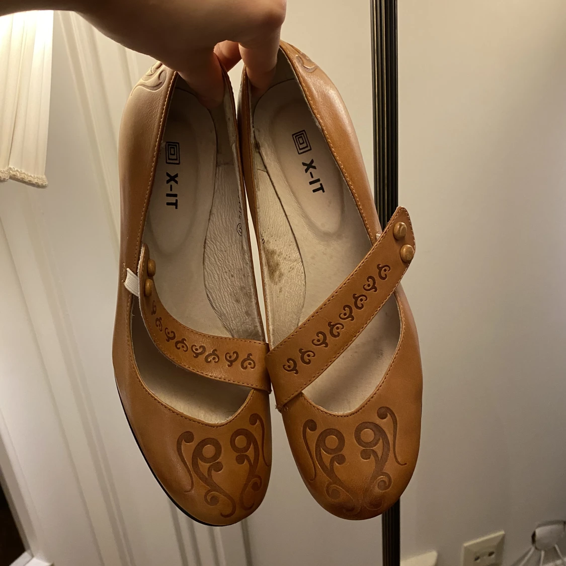 Bruna klackskor  - 91