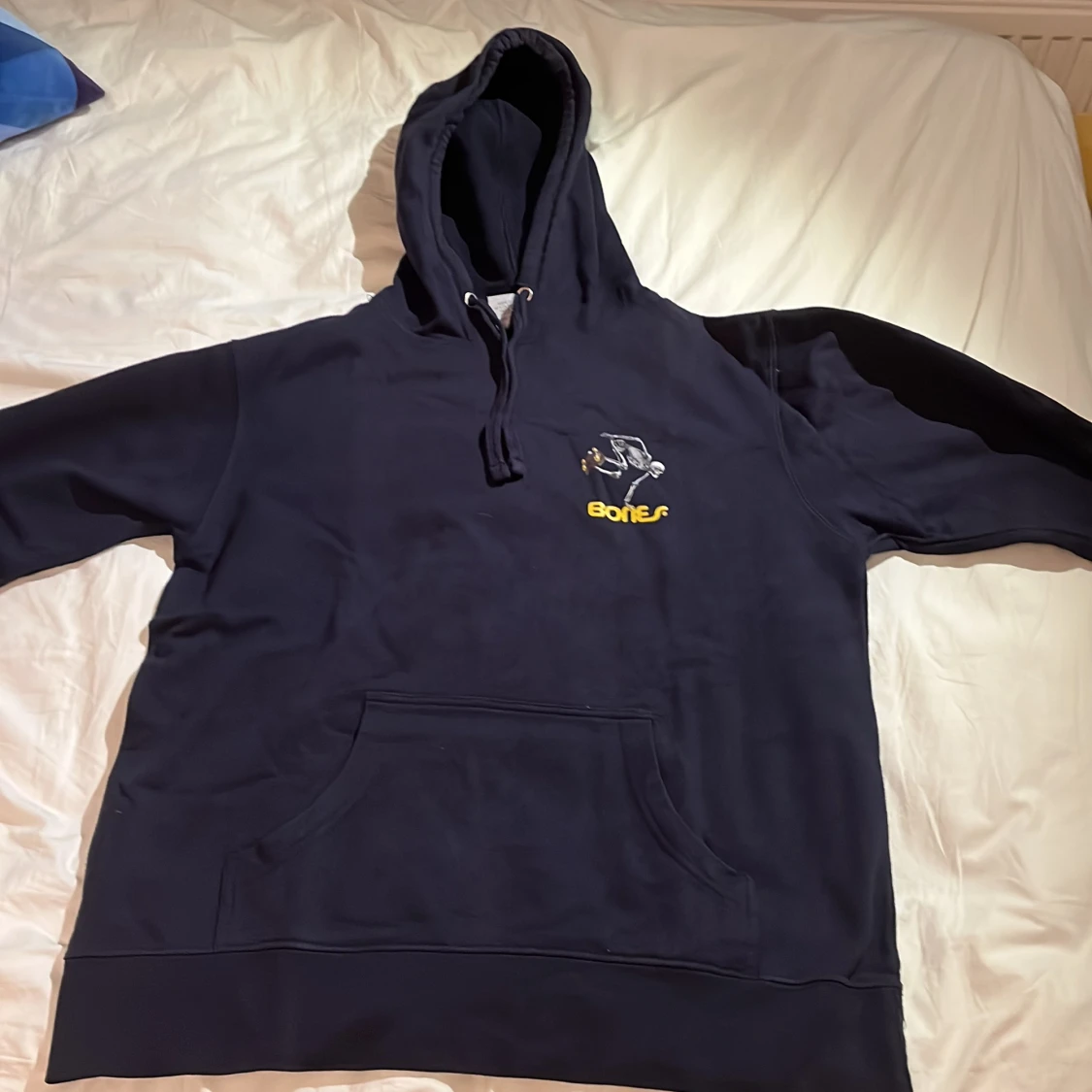 Bones tröja