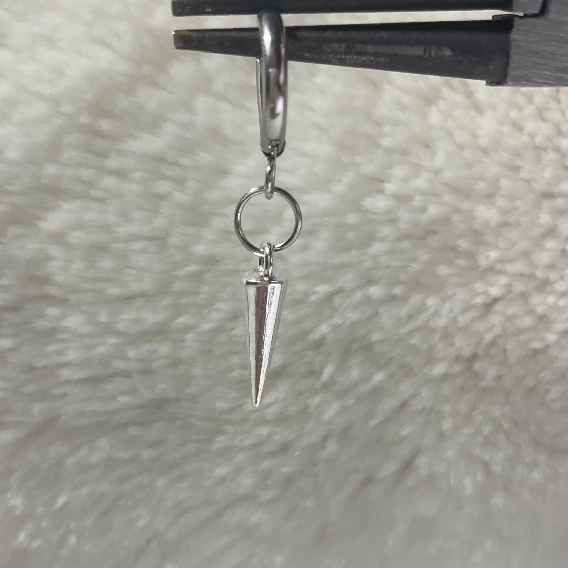 Straight stud earrings - 90