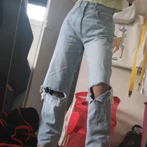 Snygga jeans från Gina - Jeans från Gina Tricot i storlek 34, så snygga!