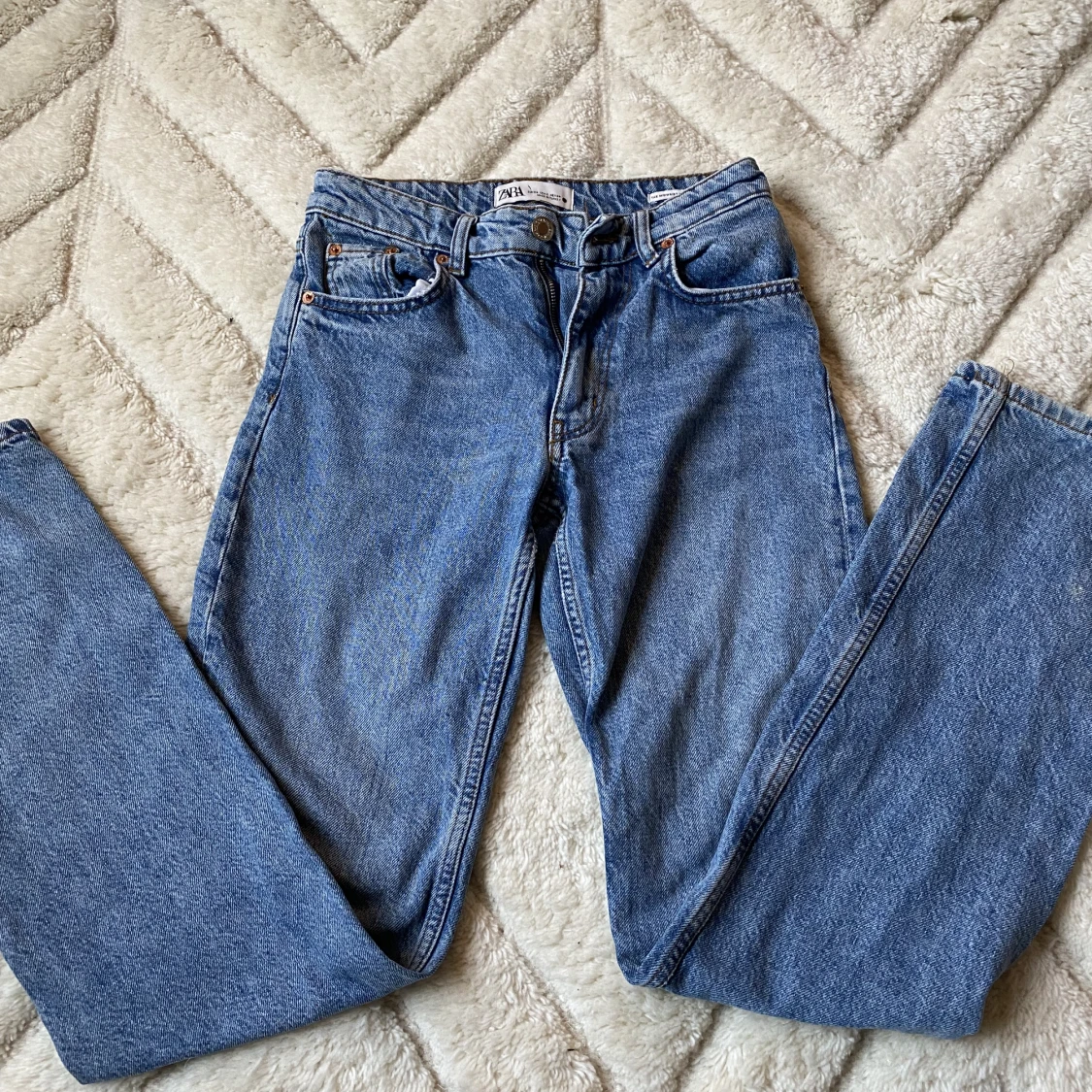 Zara jeans