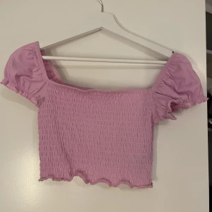 rosa topp - Jättesöt topp från HM💞 i storlek S