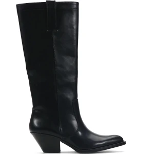 Cowboy boots storlek 38 - Cowboy boots i storlek 38a från Zara. Passar mig som en är en 38/39. Endast använda tre gånger så i superfint skick. 