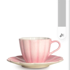 SÖKER MATEOS FAT - Söker bara själva fatet i rosa färg. Inte muggen