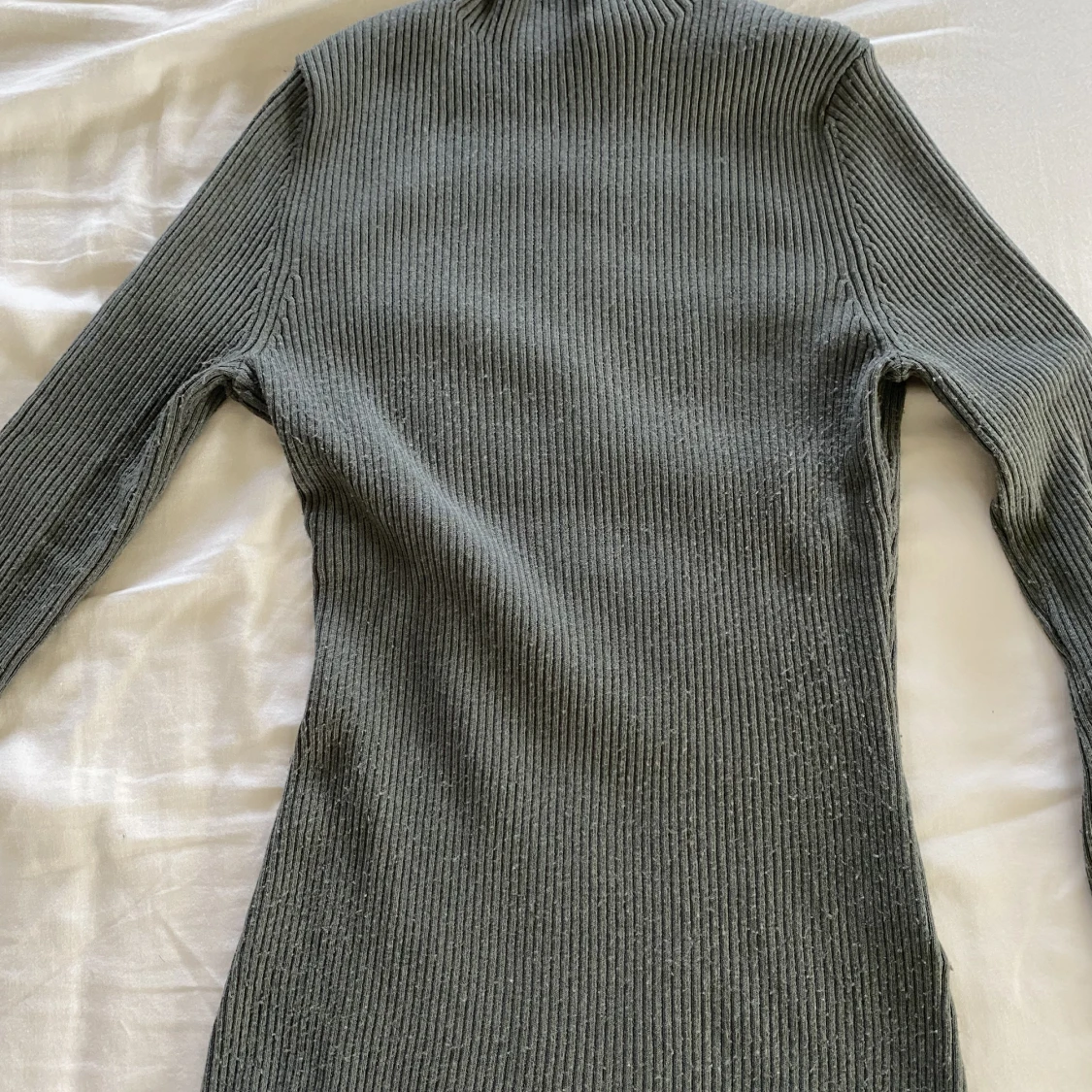 Ribbstickat tröja - 90