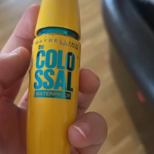 Maskara svart - Den är som ny och har nästan aldrig använd 