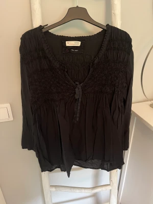 Odd molly blus - Andvänd men i väldigt fint skick! 