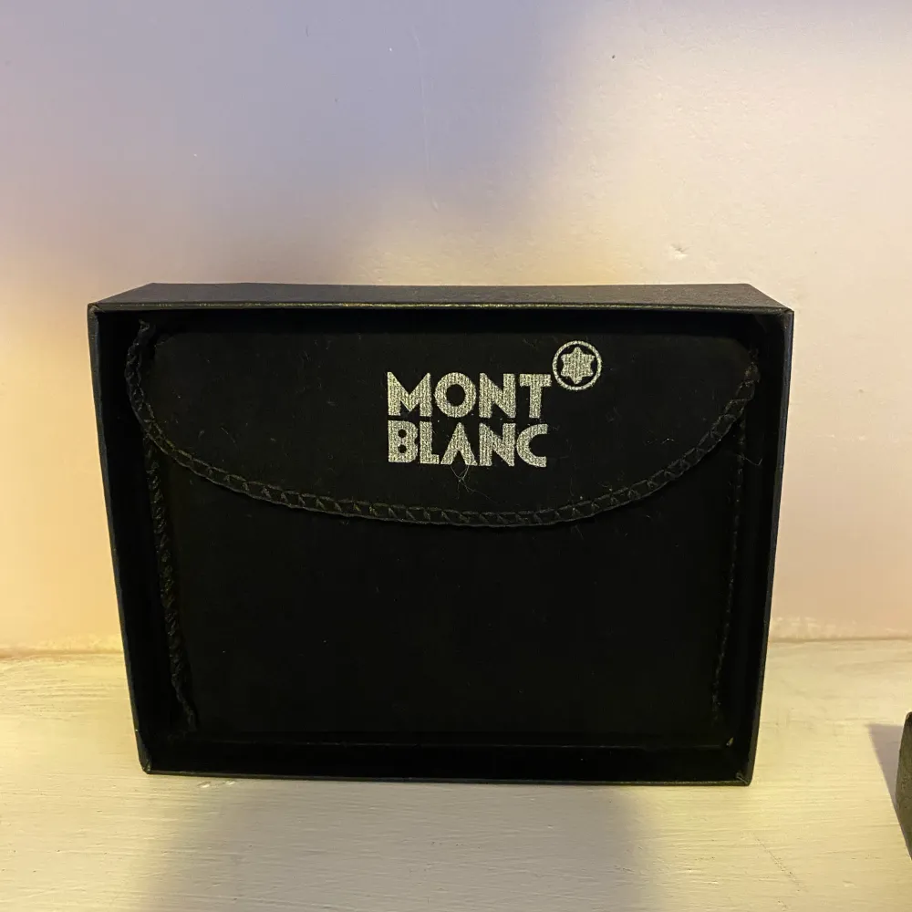Äkta Montblanc plånbok svart. Accessoarer.