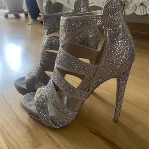 Klackskor - Klackskor från Steve Madden Använda vid ETT tillfälle