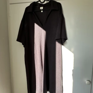 Klänning  - Frotté material, mörkgrå, obetydligt använd