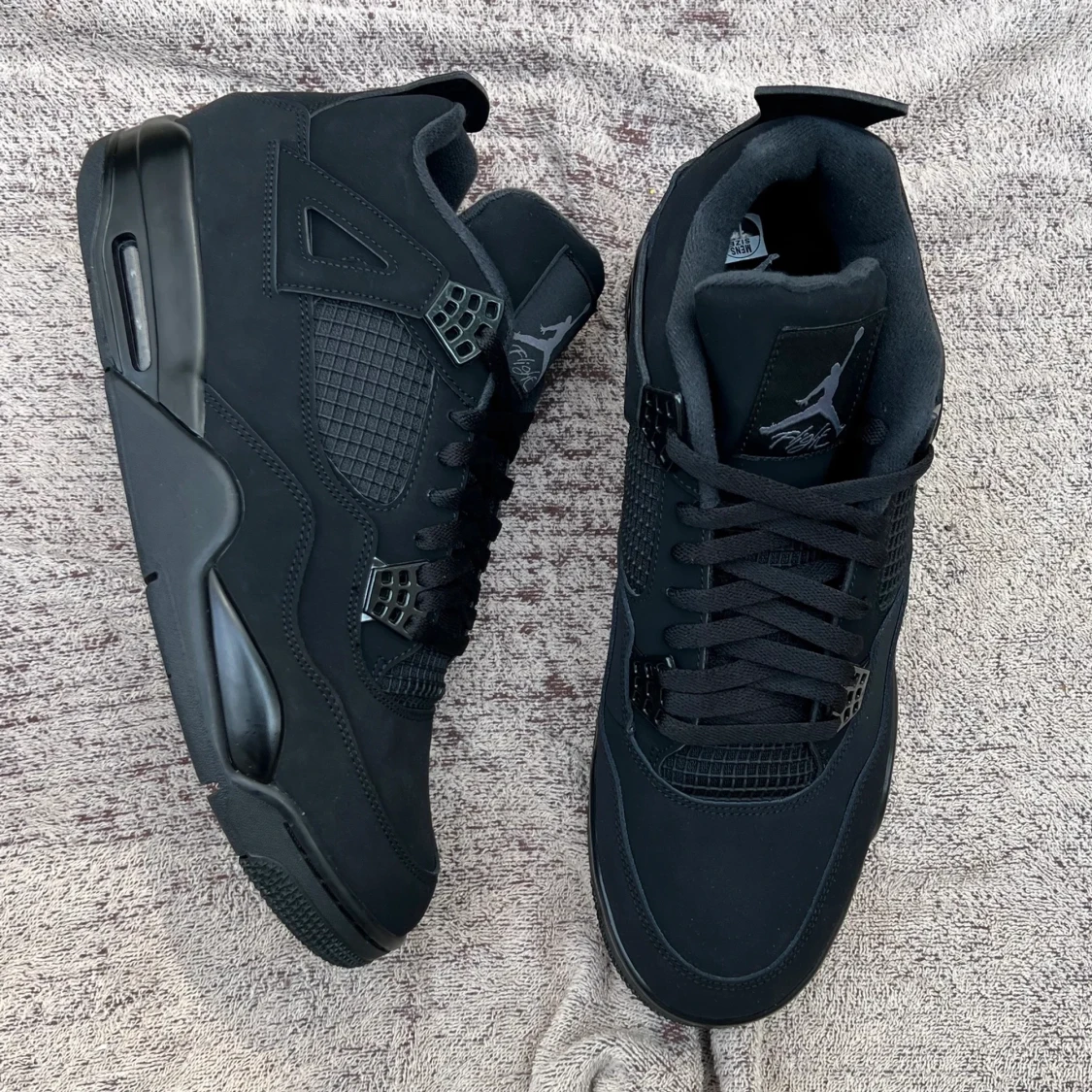 Jordan 4 black cats  - 90
