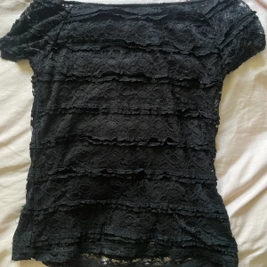 Svart spetstopp - Supersöt spetstopp ifrån kappahl🤍 