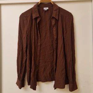 Brun Blus - Brun blus