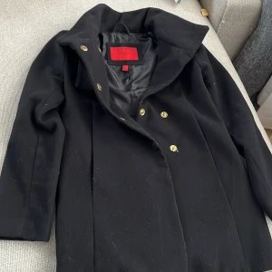 Svart jacka  - Bra skick svart jacka