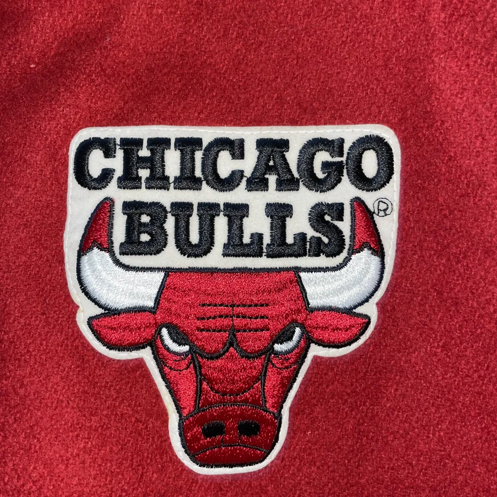 Röd 🔥Intressekoll🔥 Vintage Chicago Bulls Varsityjacka