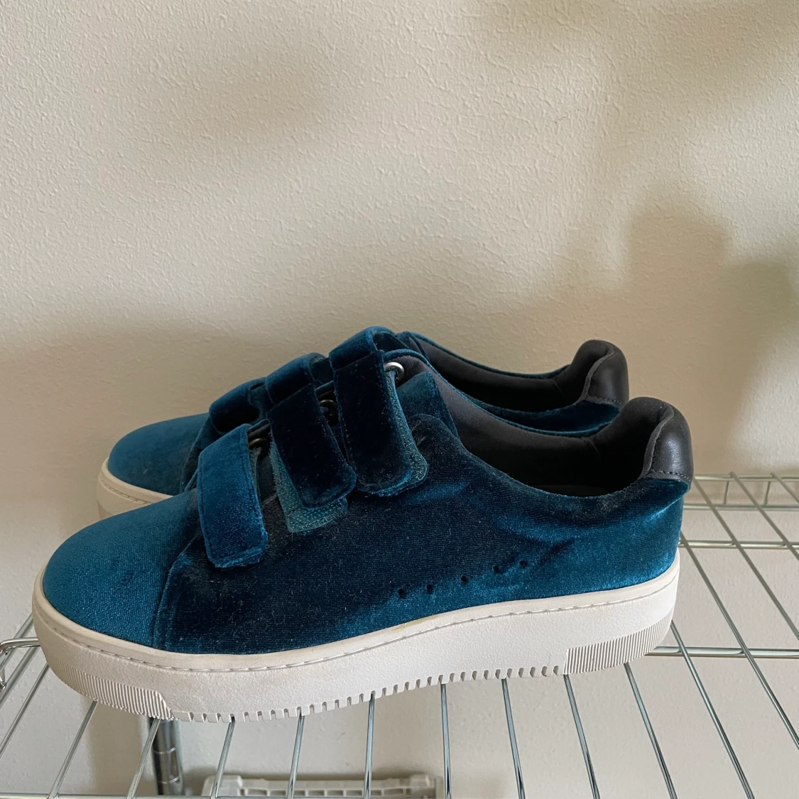Sandro sneakers
