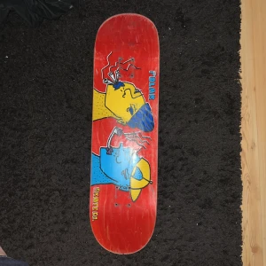 Polar skate deck 9” - Skatead 4 ggr typ helt ny, den är bara för stor för mig