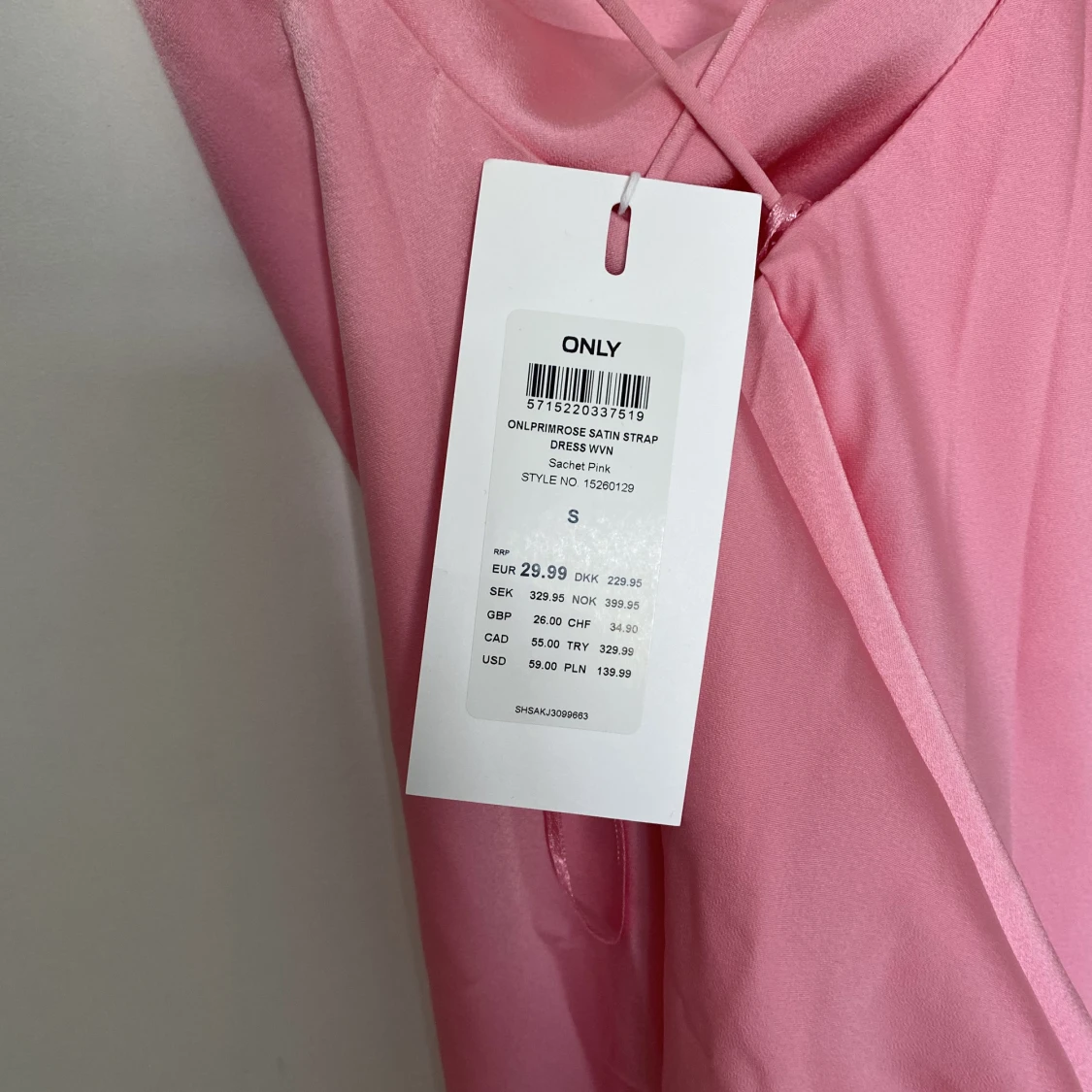 Rosa satin klänning  - 91