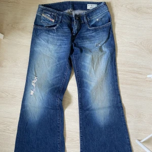 Diesel melty jeans  - Very good condition, size XS/S, L:30, W:28. Very good quality jeans. Look super cute, although I can’t keep them because they are too short for me. I’m 165cm tall. They will fit perfect for a person who is not taller than 160cm. Contact in Swedish/English