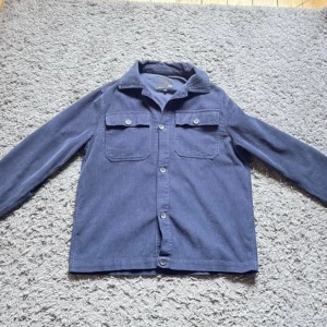 Manchester skjortjacka (herr) - Storlek M, använd ett fåtal gånger ☺️