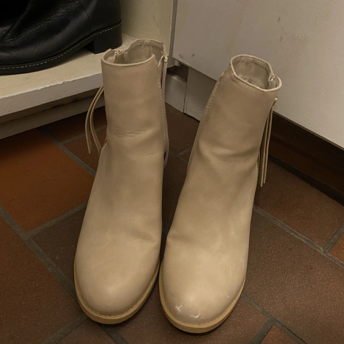 Beiga stövletter - 90