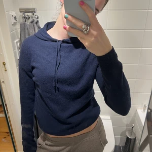 Softgoat  - Hoodie från softgoat som ej kommer till användning längre