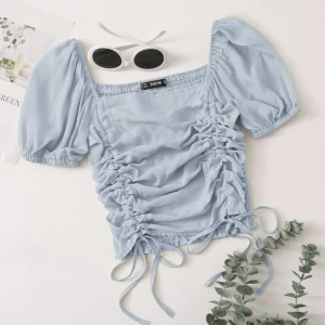 Blå blus - Jätte söt blus från shein. Denna är i nyskick🩵