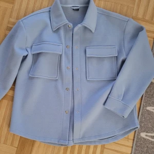 Filt kappa  - Fin blå filt kappa oversize  Passar en s-l 