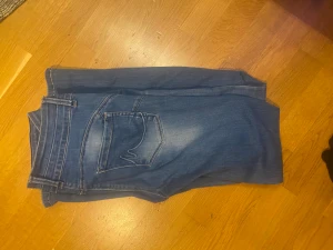 Flare jeans - Ett par helt oanvända bootcut jeans