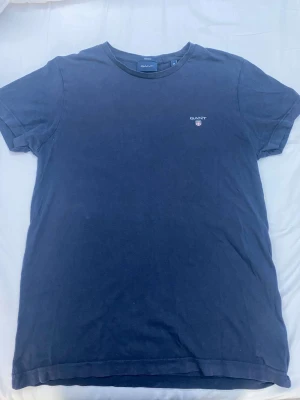 Gant T-shirt - Jag säljer en riktigt snygg gant t-shirt i ett prima skick.