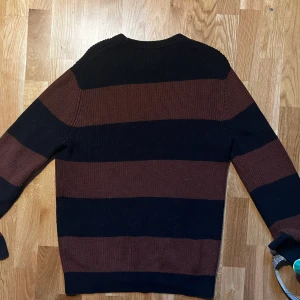 Stickad tröja  - Mysig stickad tröja från hm!