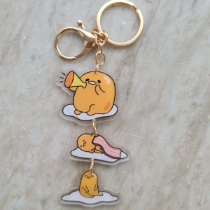 Kawaii nyckelring Guadetama  - Söt nyckelring med Guadetama eller det lata ägget 