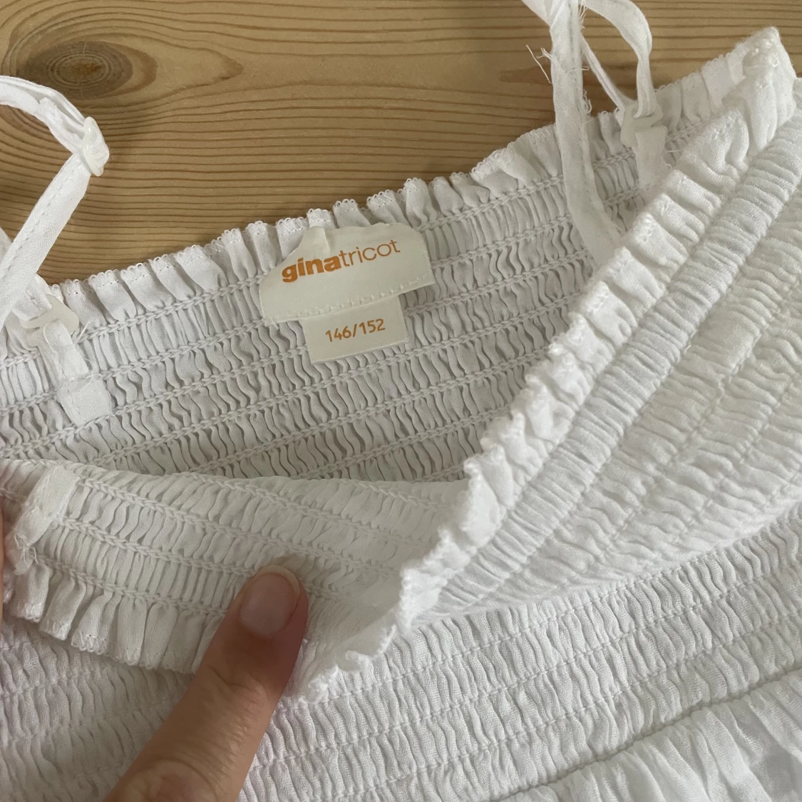 Oanvänd top Gina Young  - 90